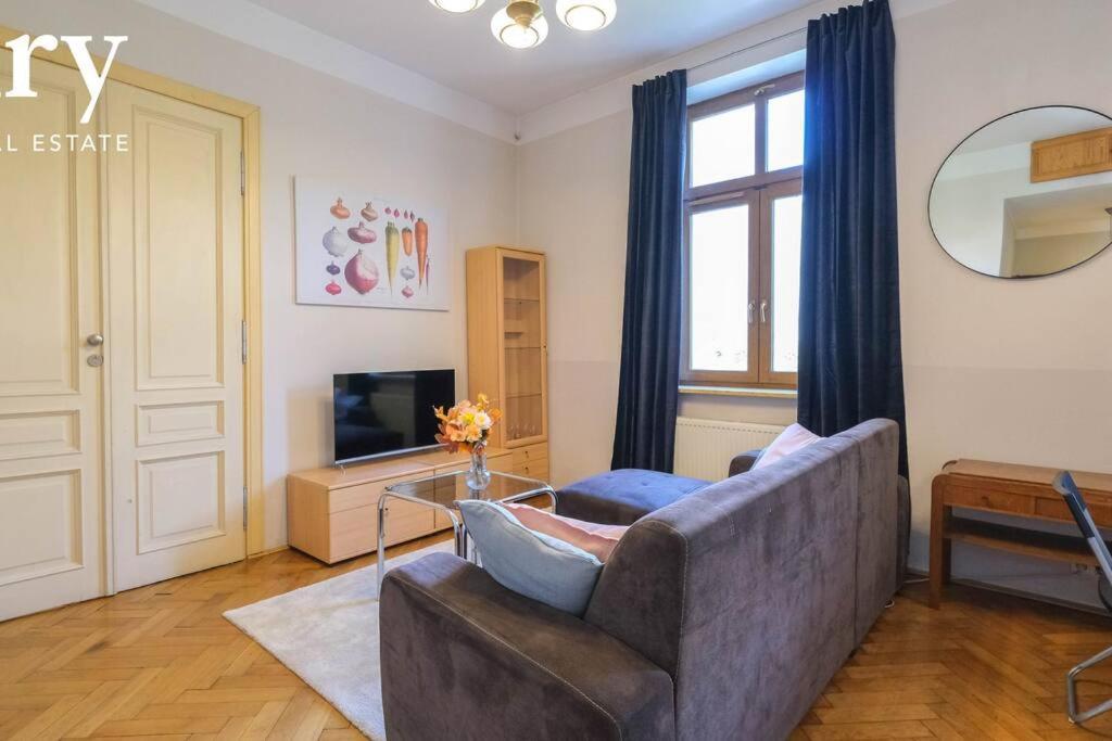 Big Cozy Free 1 Parking Krakau
