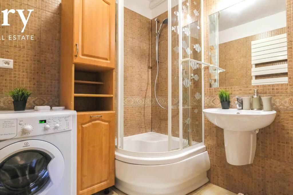 Big Cozy Free 1 Parking Apartament *